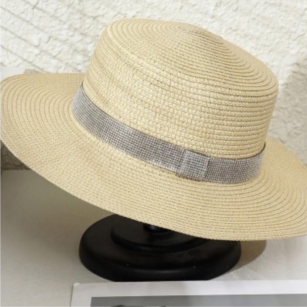 Elegant Unisex Straw Panama Hat With Rhinestone Studded Band NWT